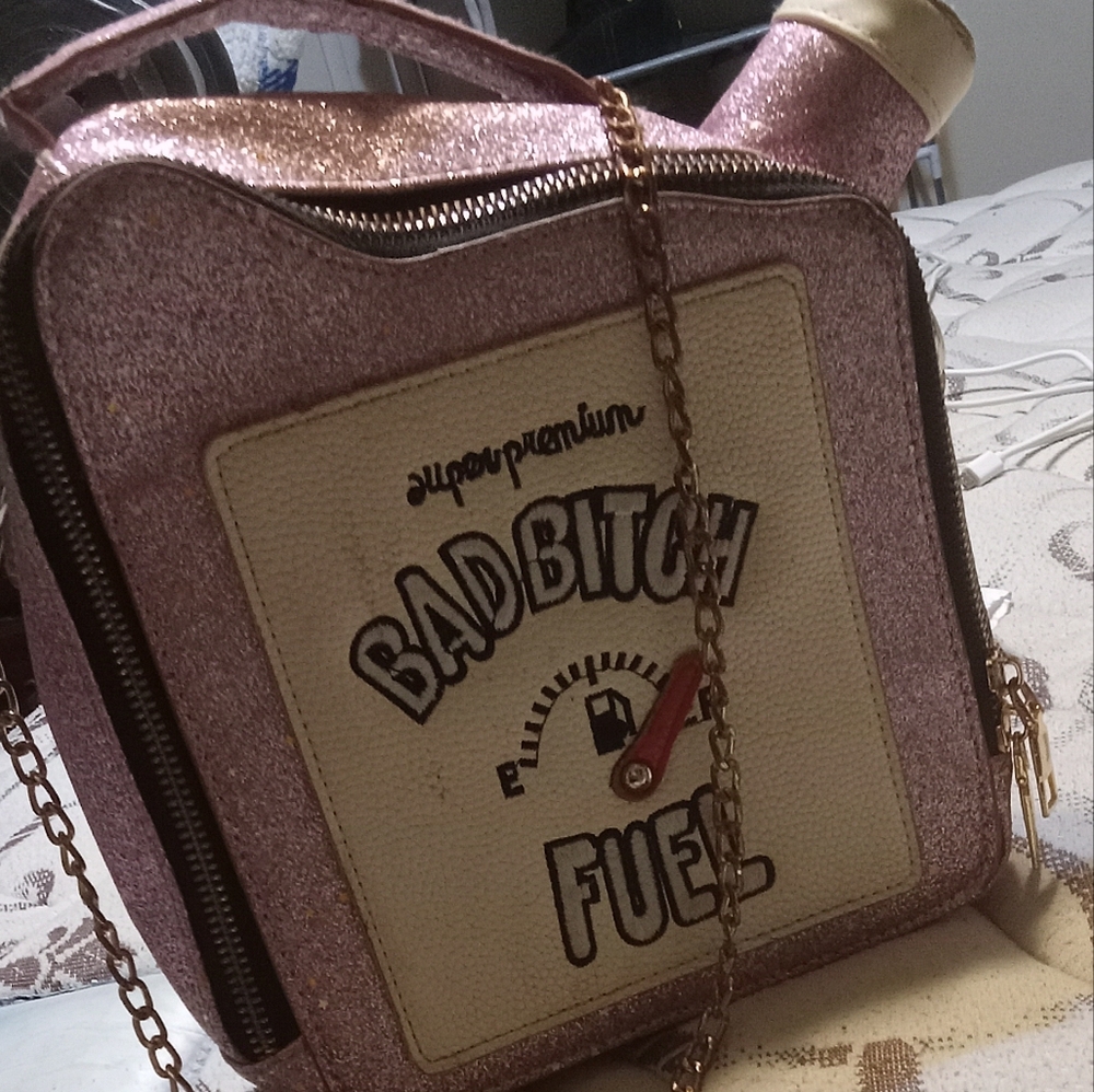 Purse - Picture 3 of 4